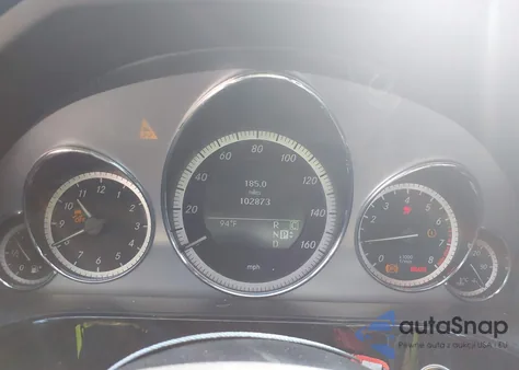 2010 Mercedes-Benz E 350 4Matic из США, поврежденный, VIN WDDHF8HB9AA081197